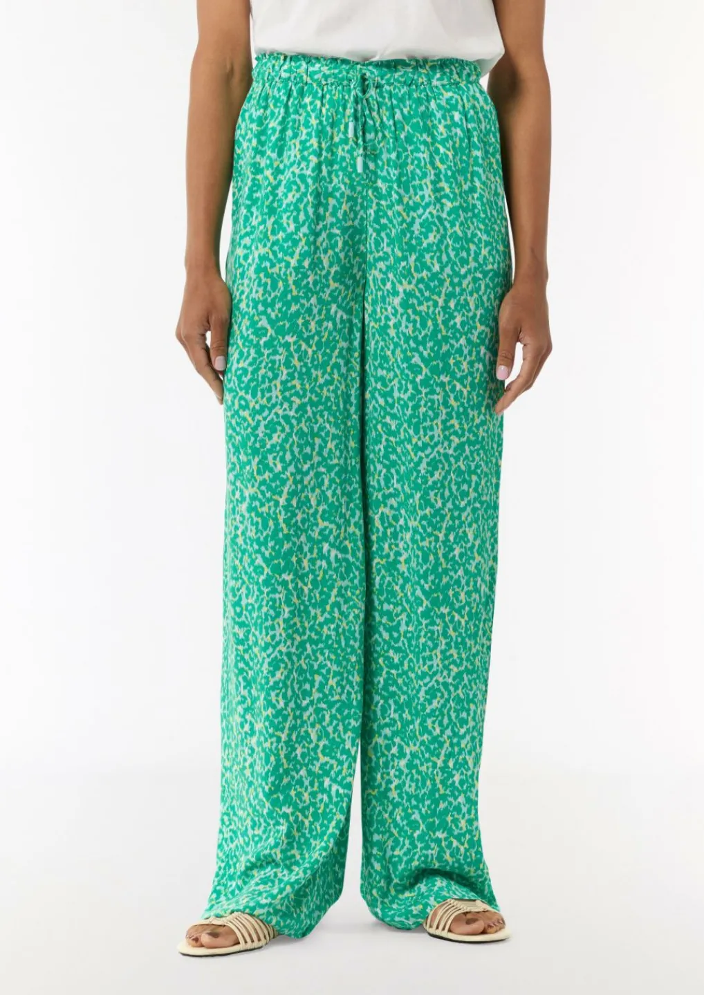 Leichte Stoffhose mit All-over-Print und Elastikbund-Comma New