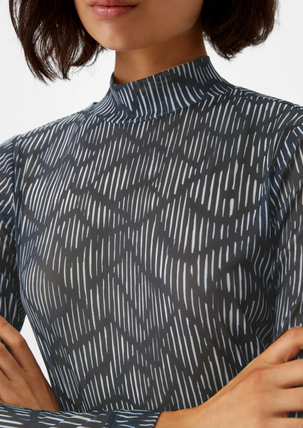 Mesh-Longsleeve mit Stehkragen-Comma Online
