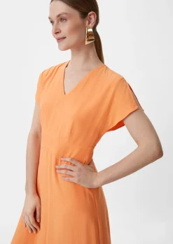Midi-Kleid aus Satin-Comma Fashion