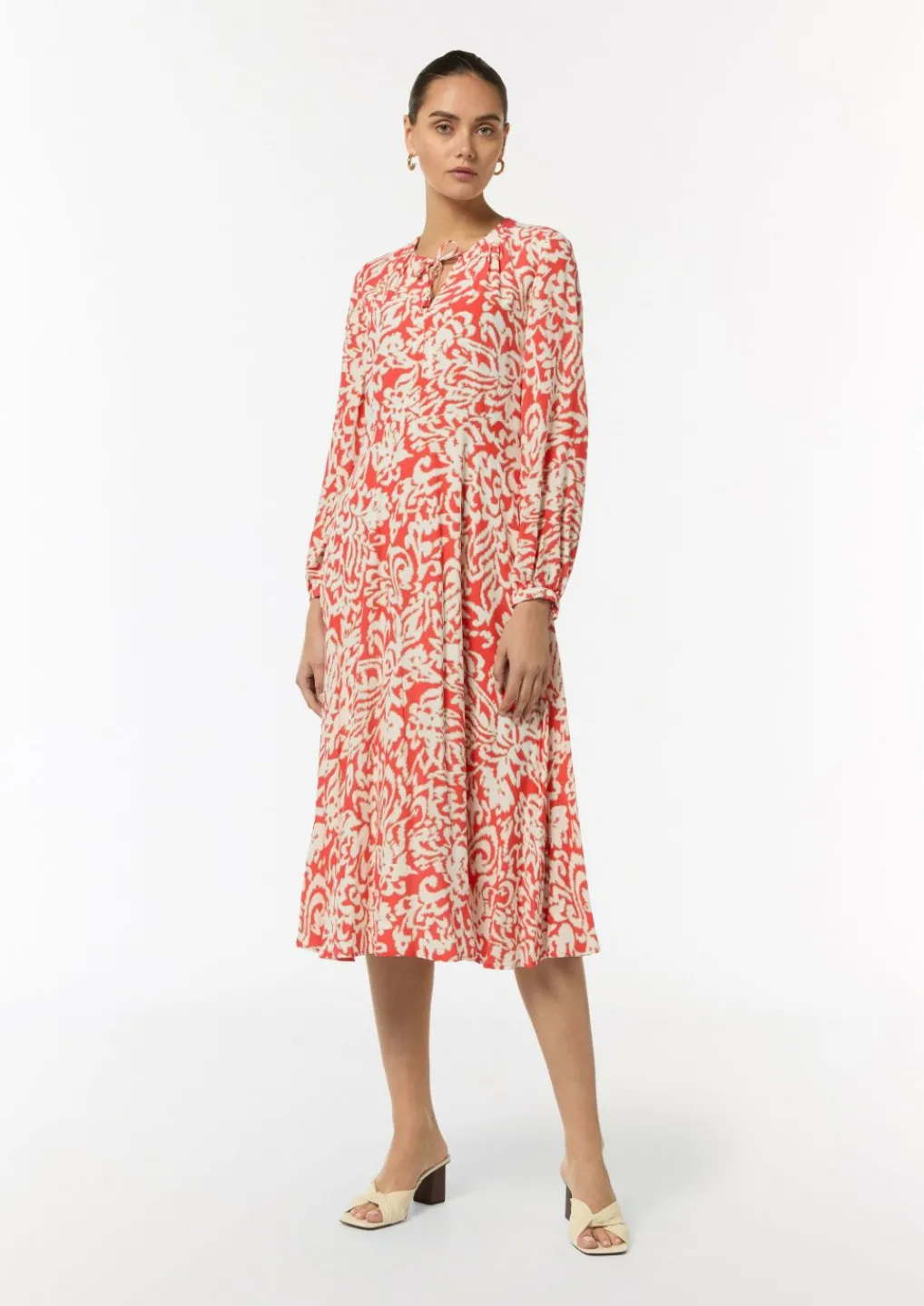 Midikleid mit Crêpestruktur-Comma Discount