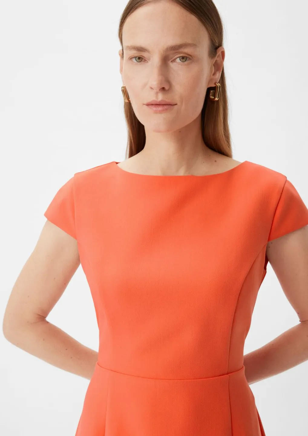 Midi Kleid mit Teilungsnähten-Comma Sale