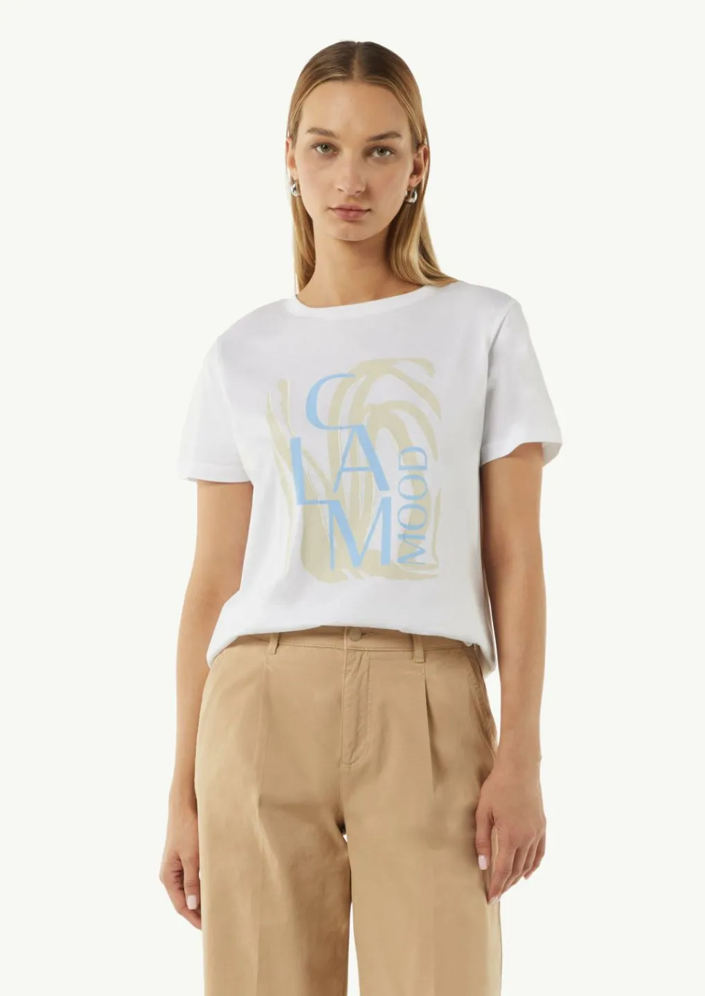 Modisches T-Shirt mit Frontprint-Comma Hot