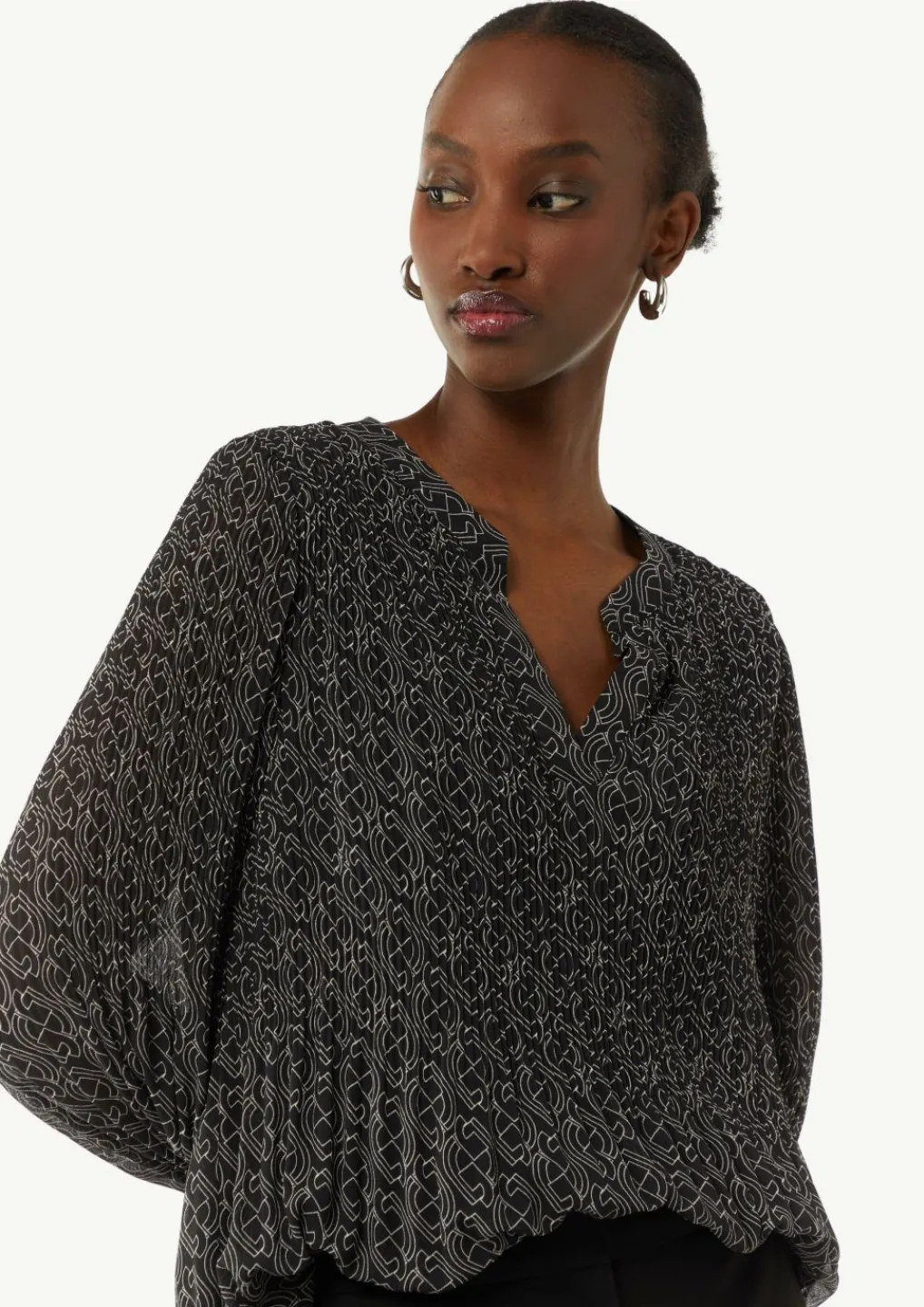 Plissierte Bluse aus Chiffon mit Logomuster-Comma Hot