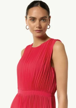 Plissiertes Maxi-Kleid mit Rundhalsausschnitt-Comma New