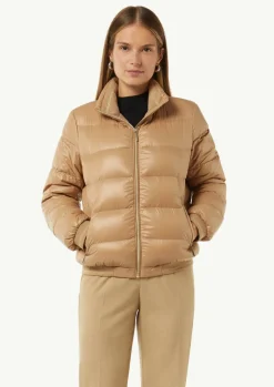 Pufferjacke mit Stehkragen und Rippbündchen-Comma Hot