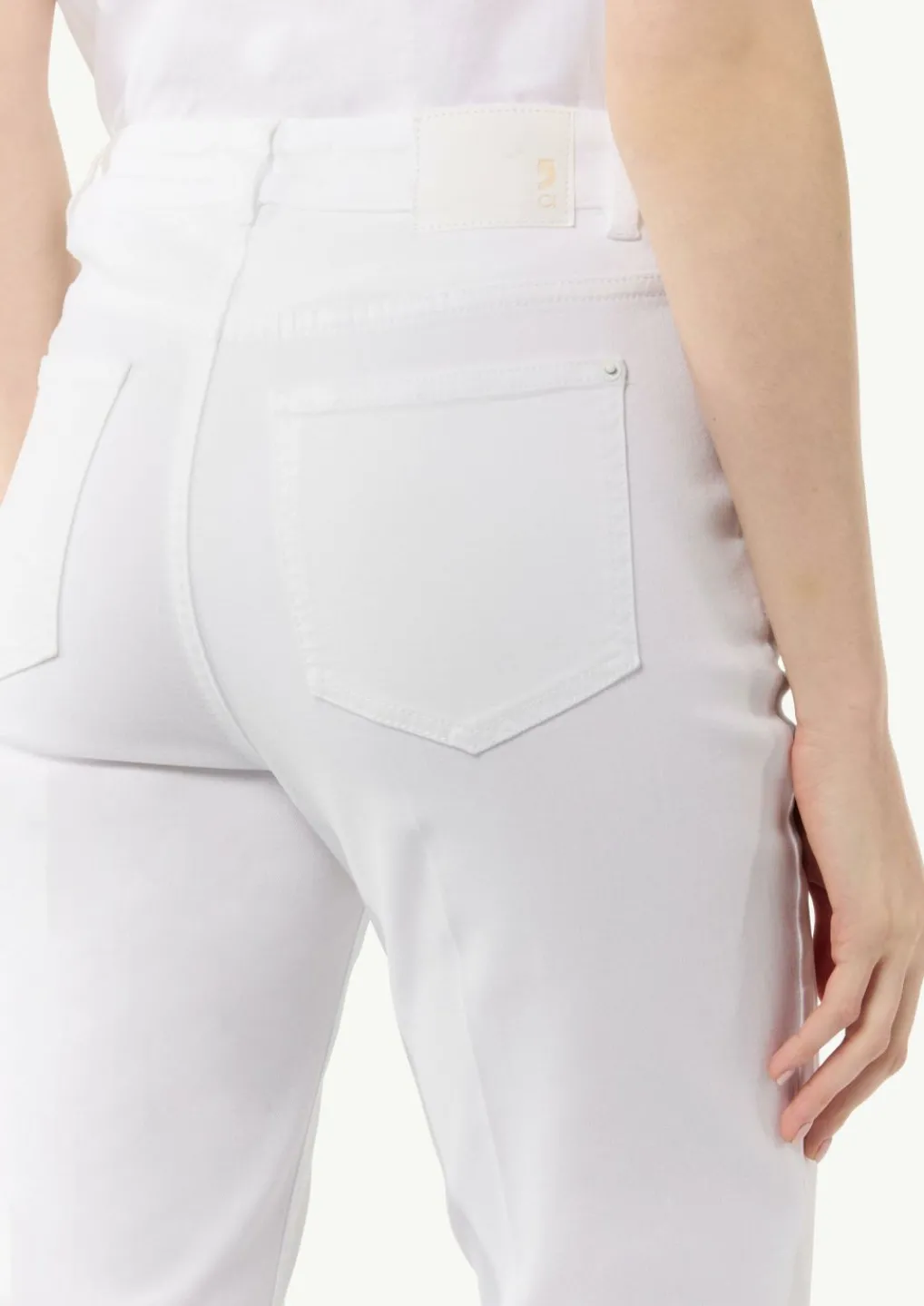 Regular Fit: Cropped Jeans mit Flared Leg-Comma Outlet