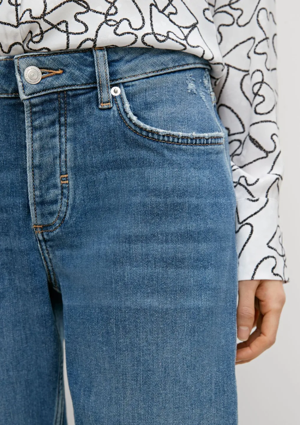 Relaxed: Boyfriend-Jeans mit Destroyes-Comma Clearance