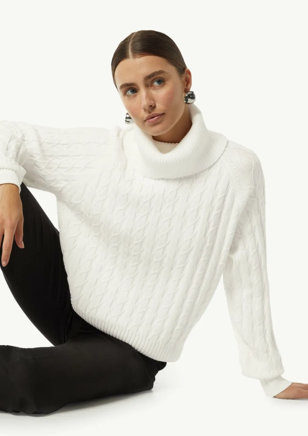 Relaxed-Fit-Strickpullover mit Turtleneck-Comma Fashion