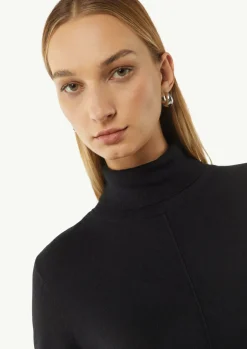 Rollkragenpullover mit Biesen und Rippdetails-Comma Discount