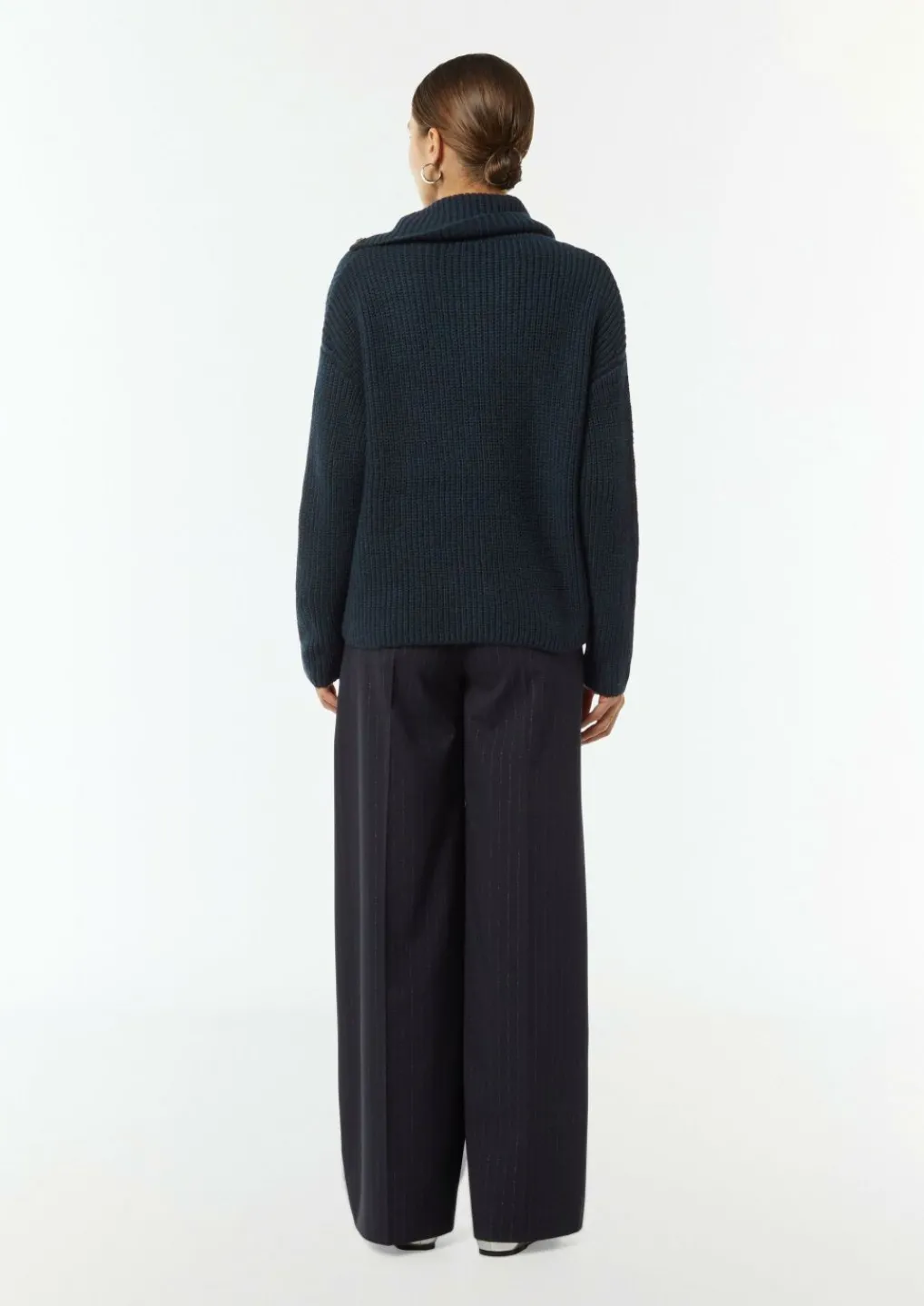 Rollkragenpullover mit Zierknöpfen-Comma Best