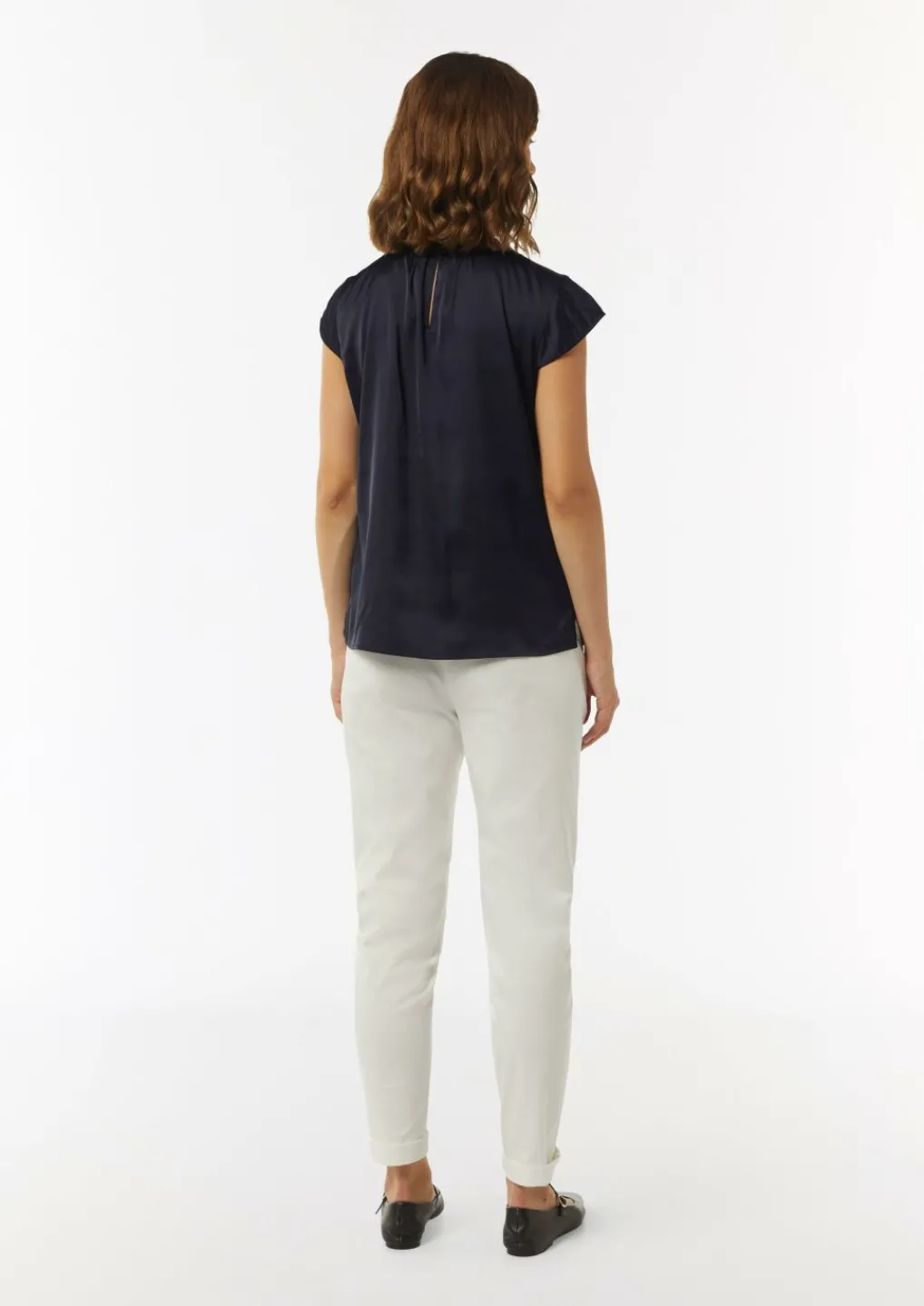 Satin-Bluse mit Cut-out-Detail am Ausschnitt-Comma Hot