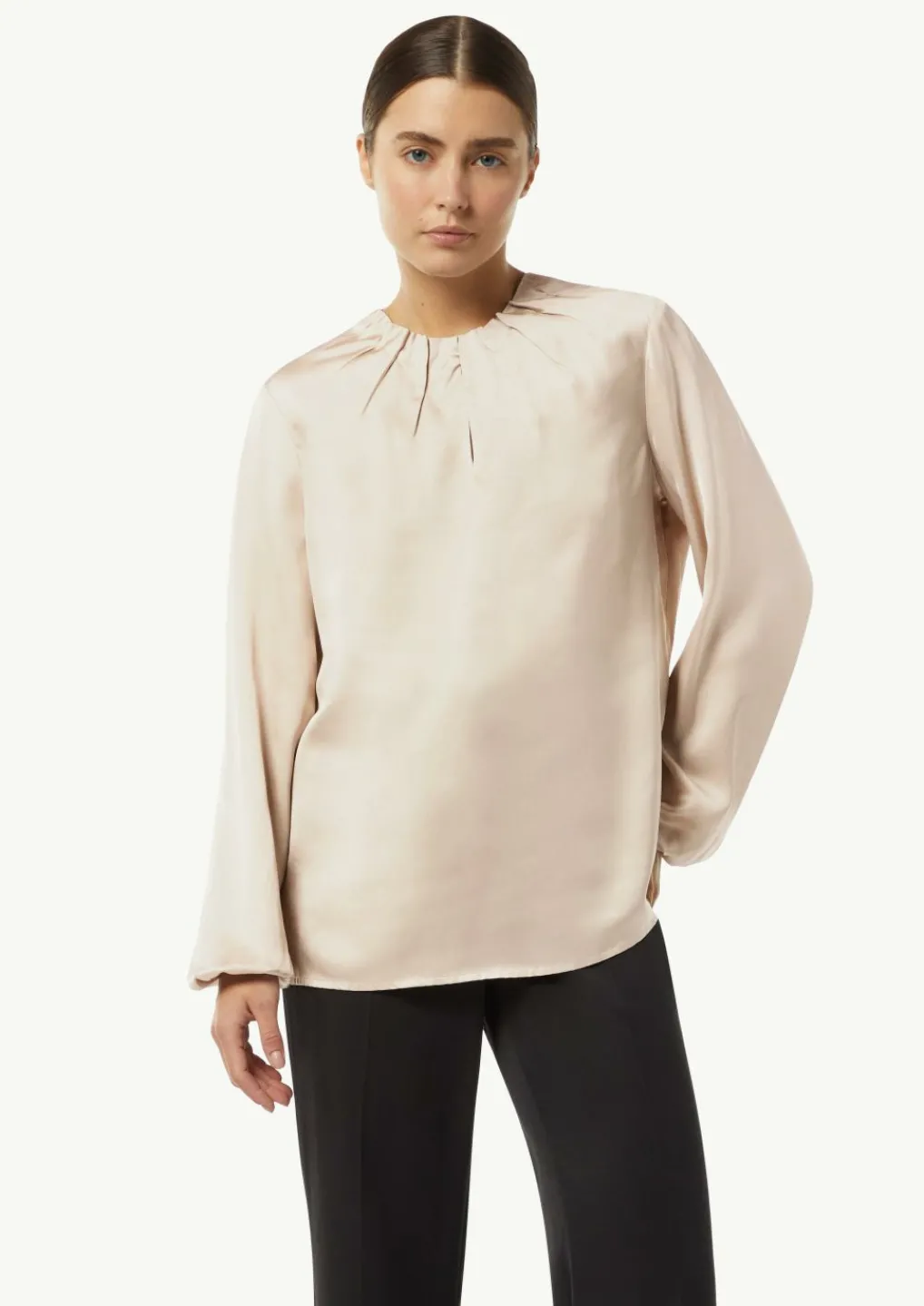 Satin-Bluse mit Falten-Detail am Ausschnitt-Comma Clearance