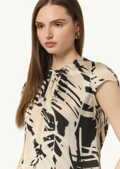 Satinbluse mit Kappärmeln-Comma New