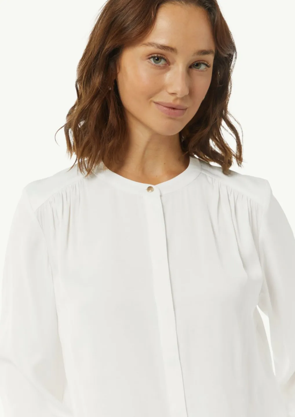 Satinbluse mit Raffung-Comma Fashion