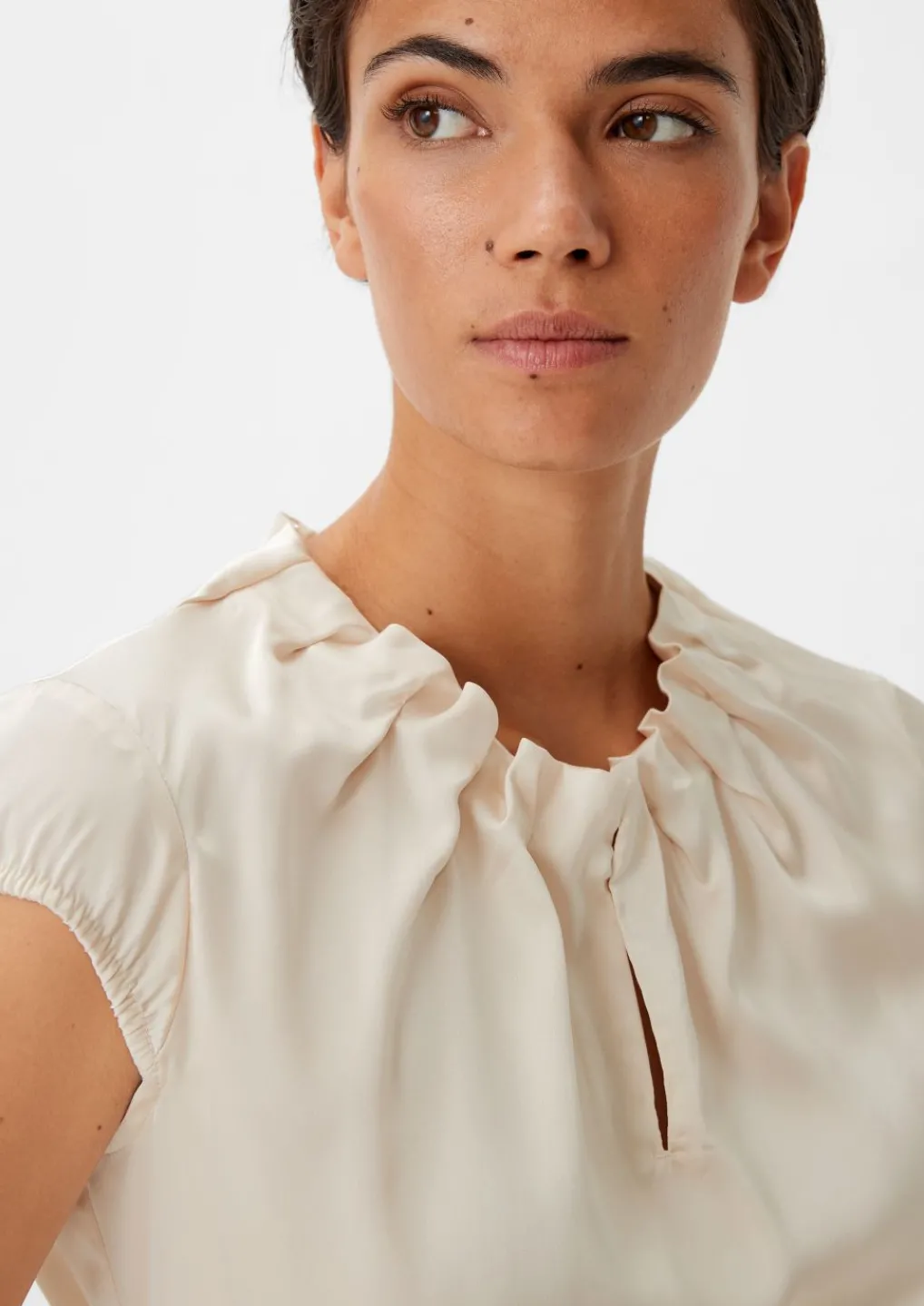 Satinbluse mit Raffung-Comma New