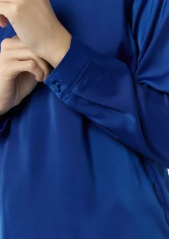 Satinbluse mit Tunika-Ausschnitt-Comma New
