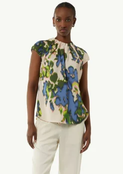 Satinierte Bluse mit All-over-Print und Raffung-Comma New