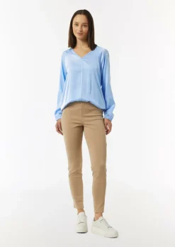 Satinierte Bluse mit Raglanärmeln und V-Ausschnitt-Comma Outlet