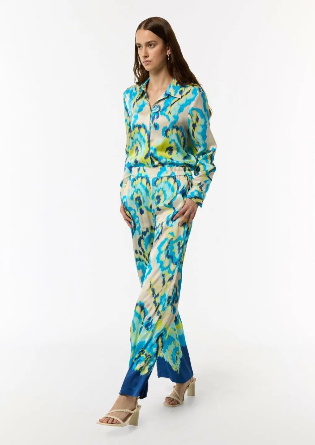 Satinierte Wide-Leg-Hose aus Viskose mit Elastikbund-Comma Clearance