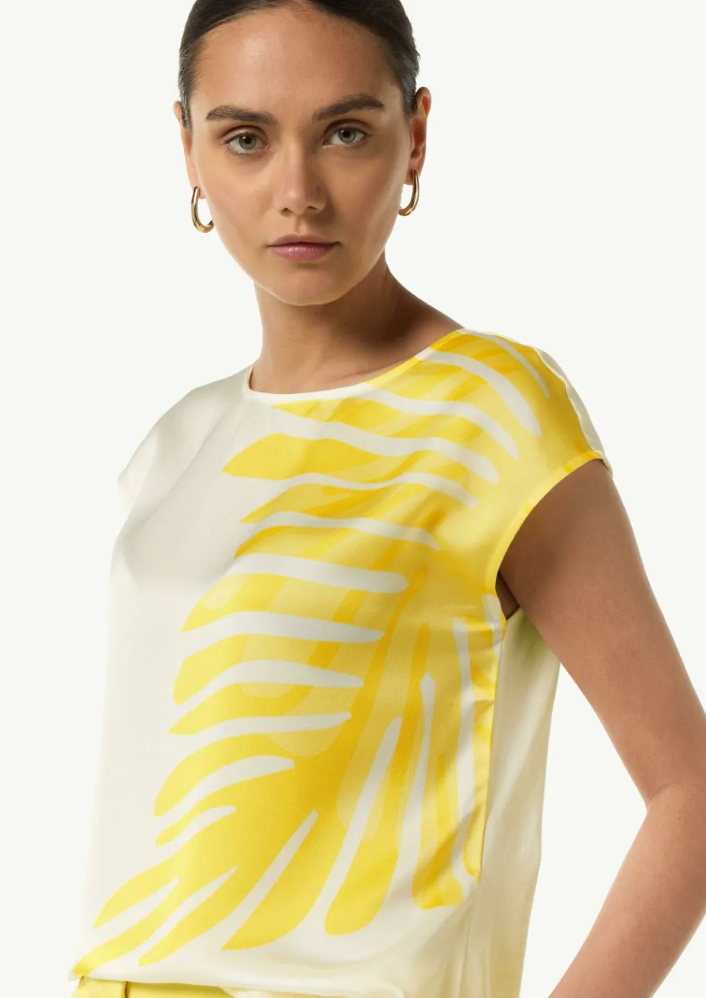 Satin-Shirt mit Kapp-Ärmeln und Frontprint-Comma New