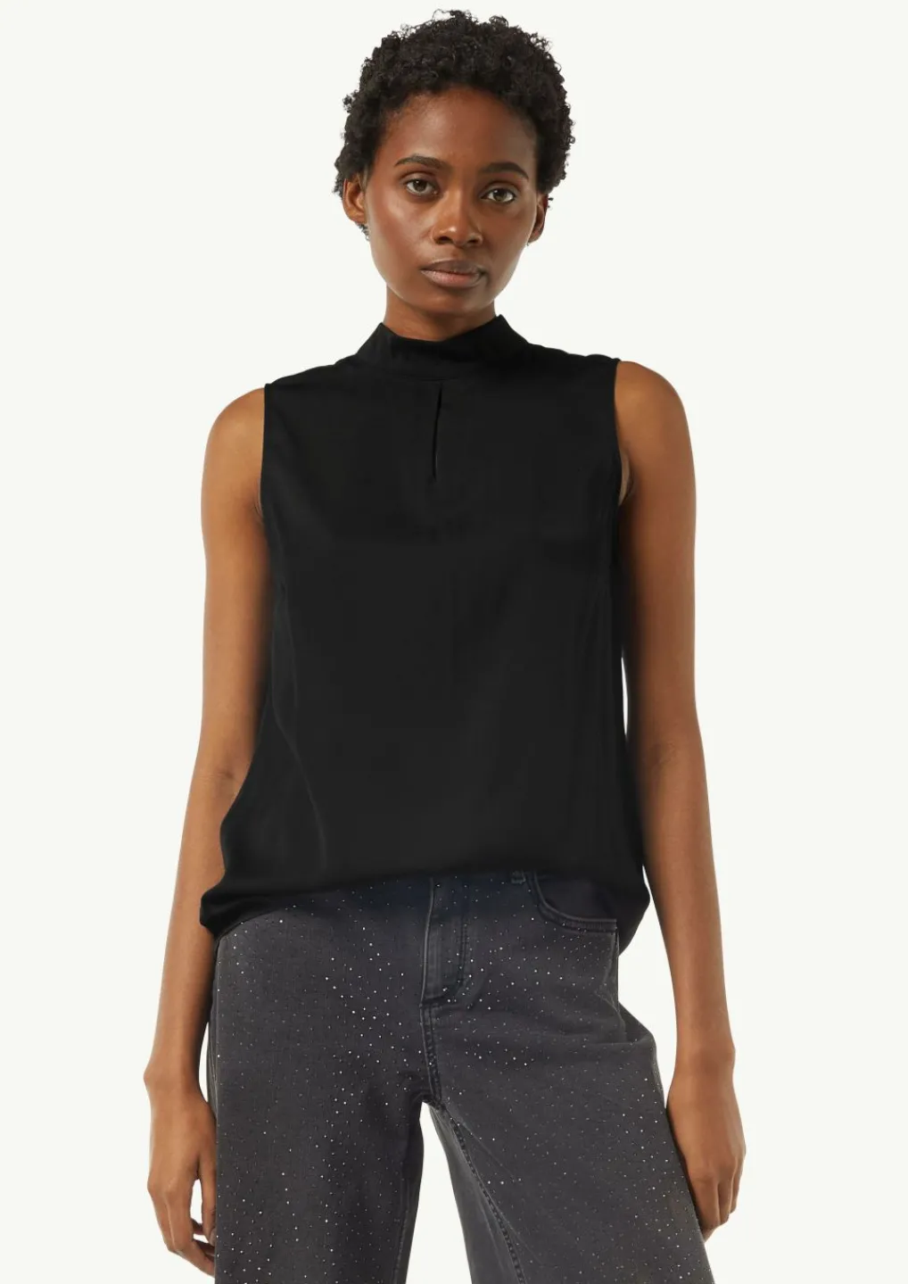 Satin-Top mit Cut-out-Comma Best