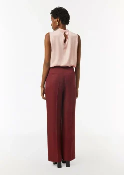 Satin-Top mit Cut-out-Comma Hot