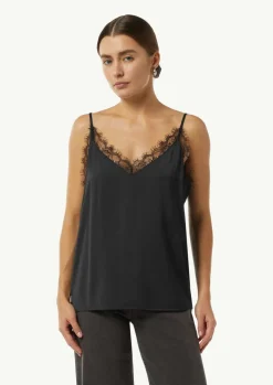 Satintop mit Spitzen-Details und verstellbaren Trägern-Comma Fashion
