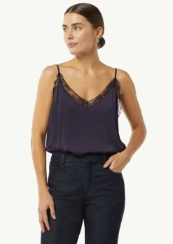 Satintop mit Spitzen-Details und verstellbaren Trägern-Comma Discount