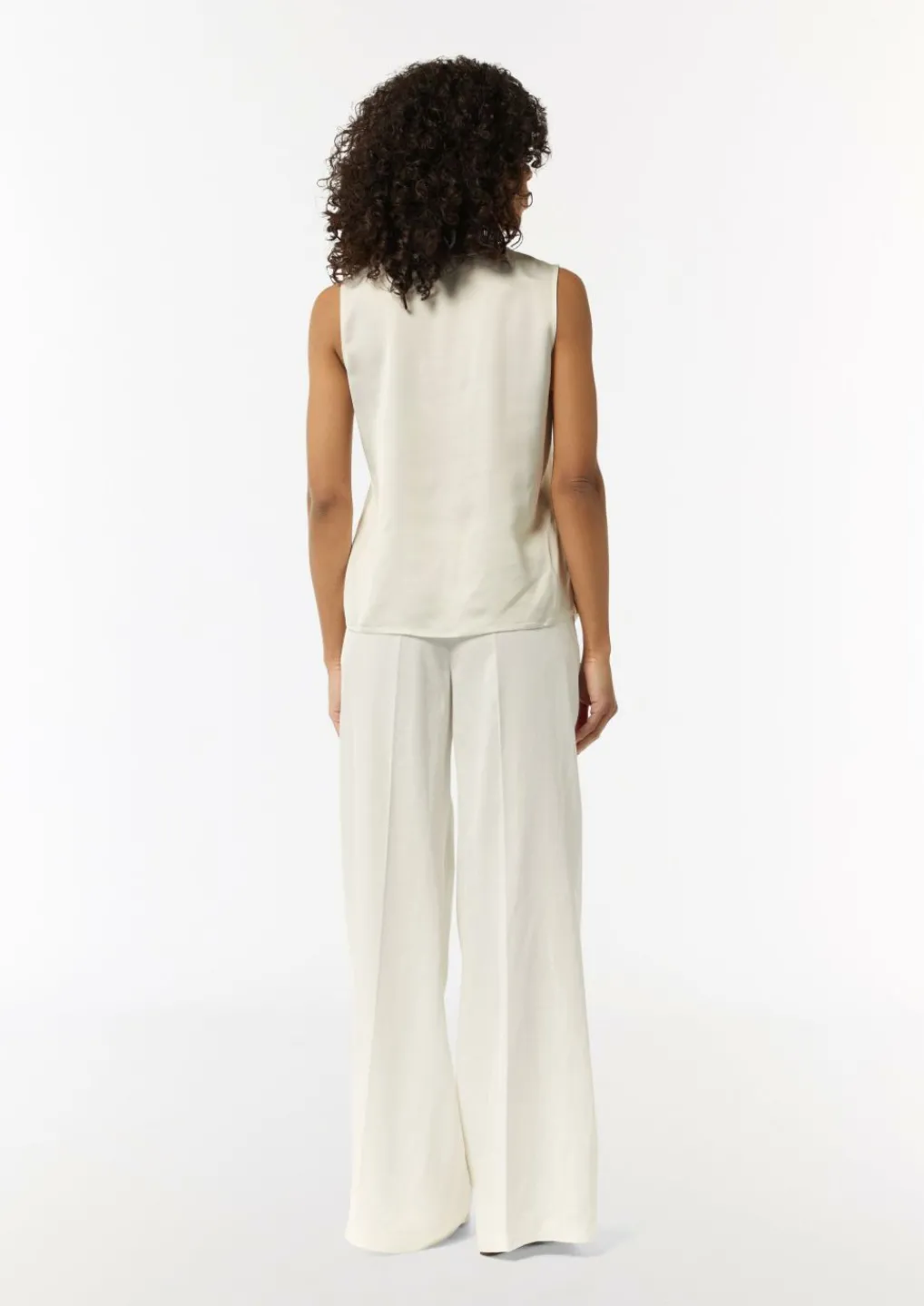 Satin-Top mit Spitzendetails-Comma Hot