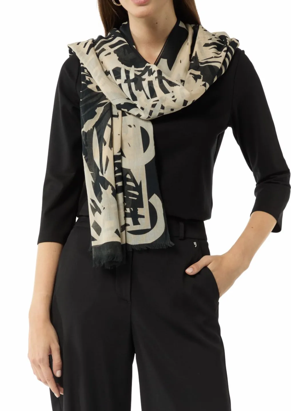 Schal mit floralem Muster aus Modalmix-Comma Fashion