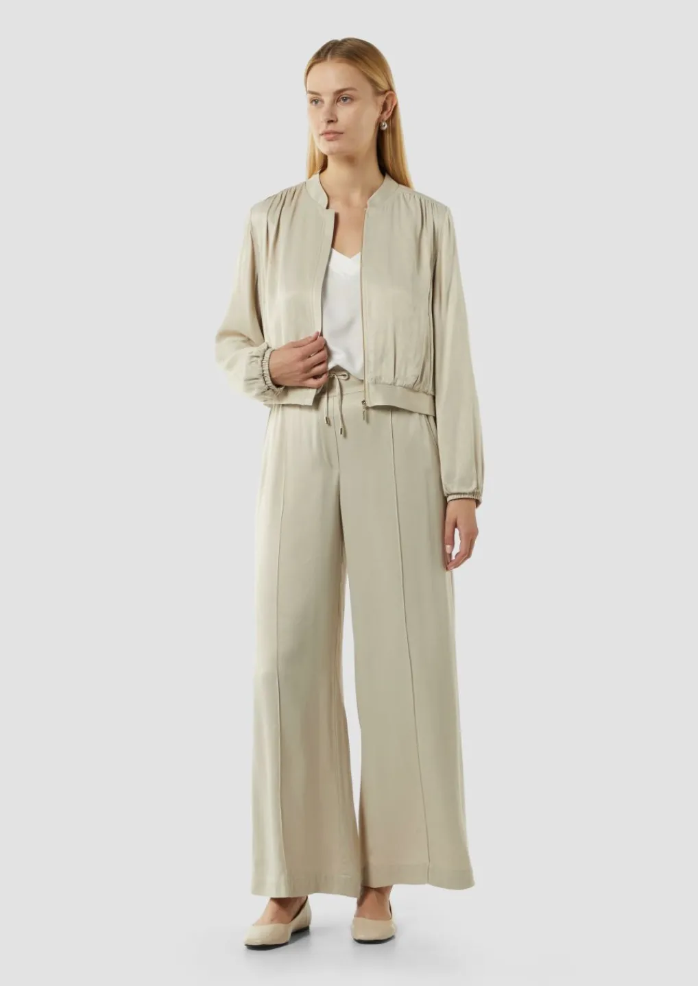 Schlupfhose aus Satin-Comma New