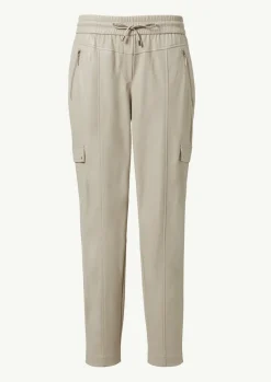 Schlupfhose in Lederoptik mit Cargotaschen-Comma Outlet