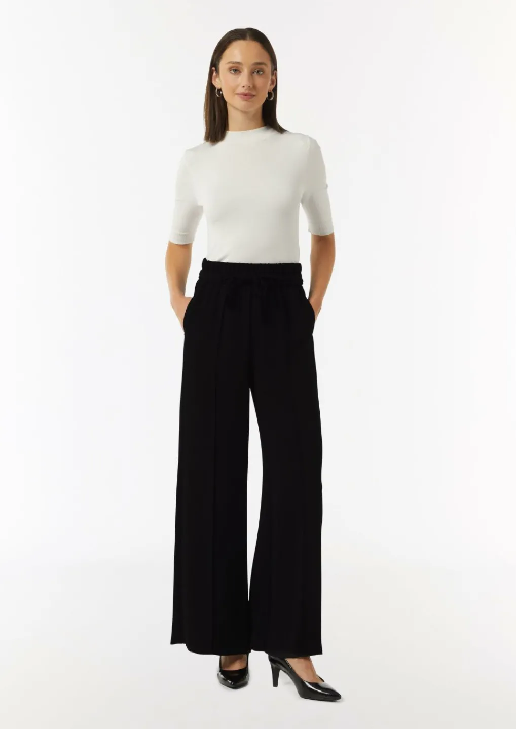Schlupfhose mit High Rise und weitem Bein-Comma Outlet