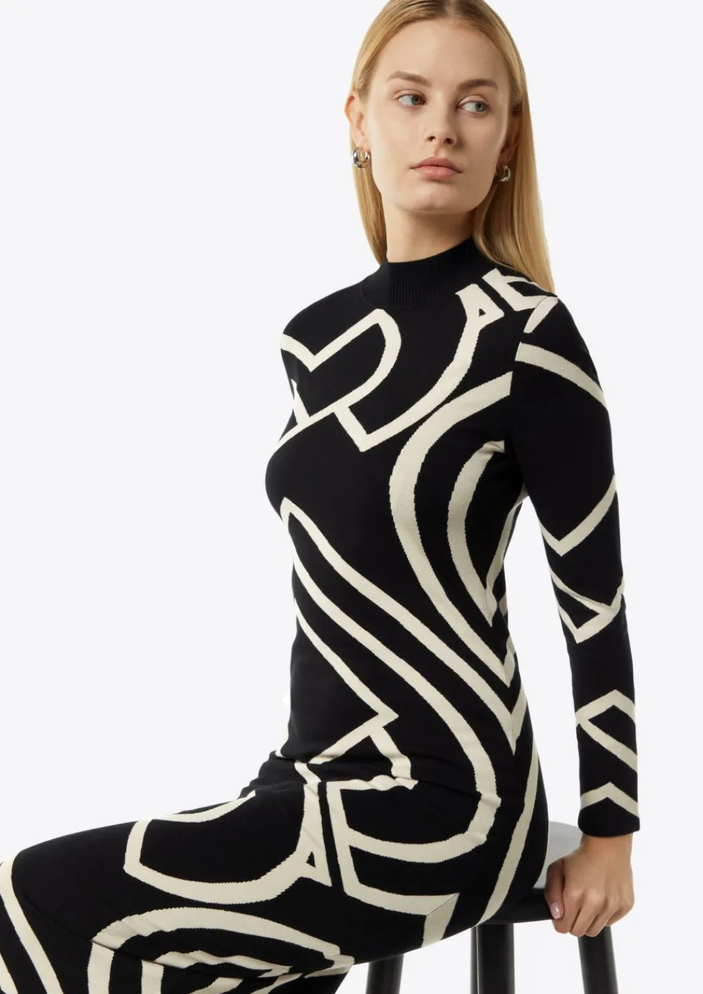 Schmales Jacquard-Kleid mit Logo-Design-Comma Hot