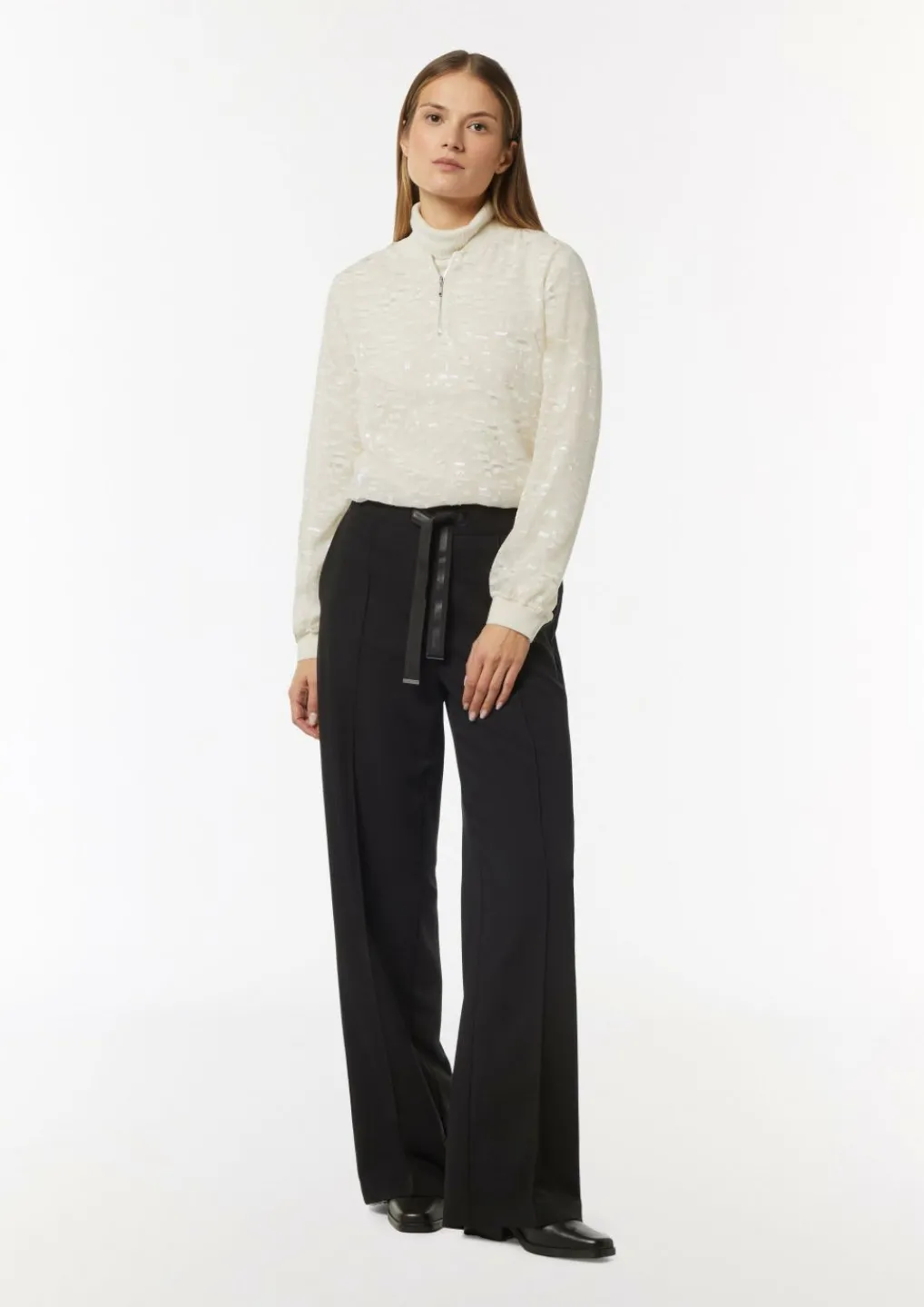 Semitransparente Jacquard-Bluse mit Stehkragen-Comma Hot