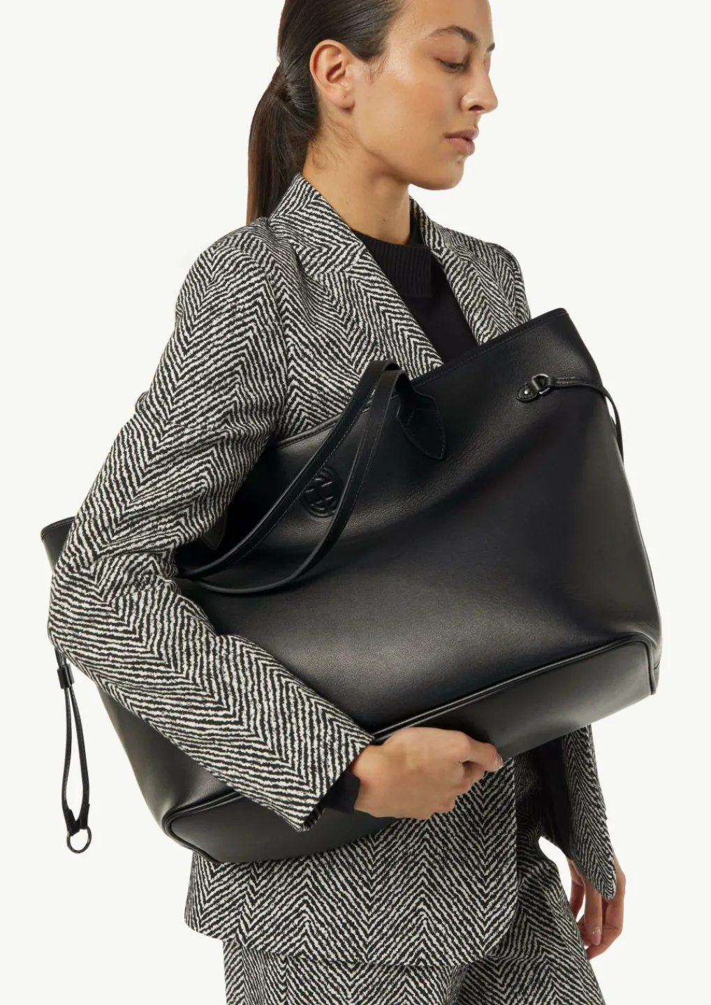 Shopper aus Rindsleder mit Logo-Detail-Comma Discount