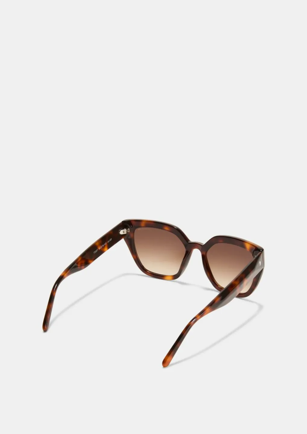 Sonnenbrille mit dunkler Tönung-Comma New