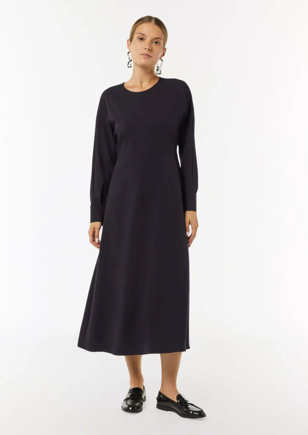Stilvolles Midikleid mit Fledermausärmeln-Comma Hot