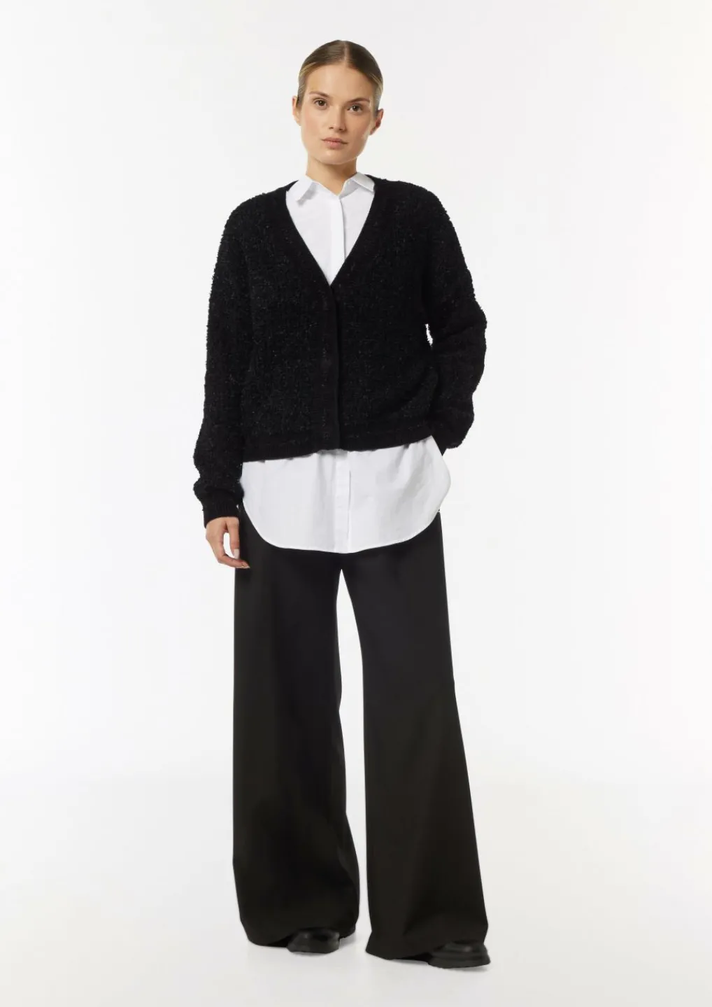 Strickjacke mit verdeckter Knopfleiste-Comma Outlet