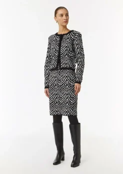 Strick-Kleid mit Zebra-Jaquard und Rippblende-Comma Best