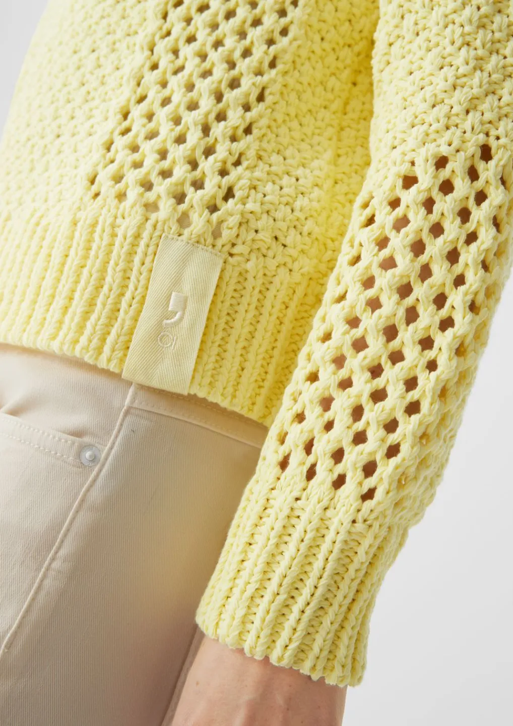 Strickpullover mit Label-Patch-Comma Discount