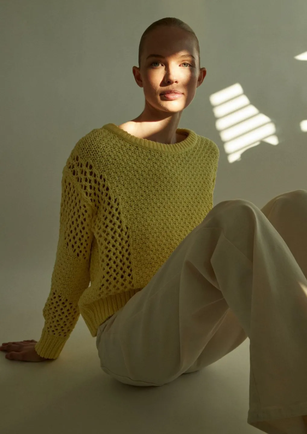 Strickpullover mit Label-Patch-Comma Discount