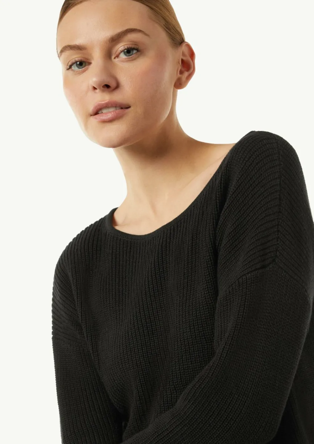 Strickpullover mit Metallic-Garn-Details an Saum und Bündchen-Comma New