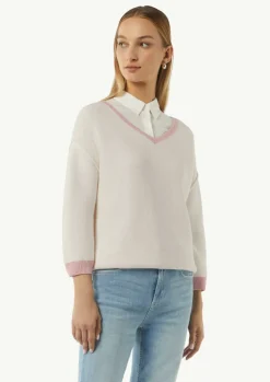 Strickpullover mit V-Ausschnitt und Kontrastdetails-Comma Sale
