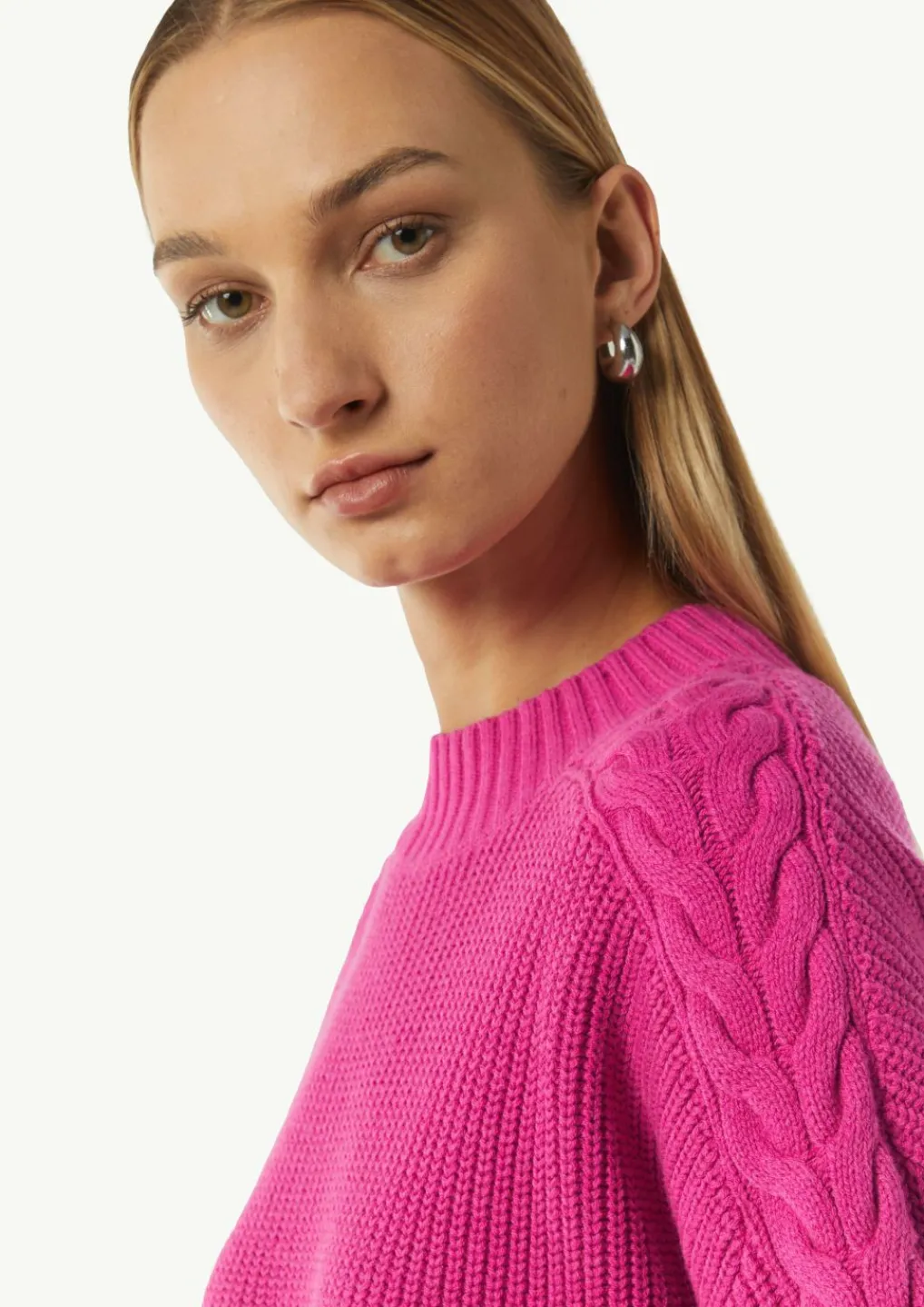 Strickpullover mit Zopfmuster am Ärmel-Comma Sale