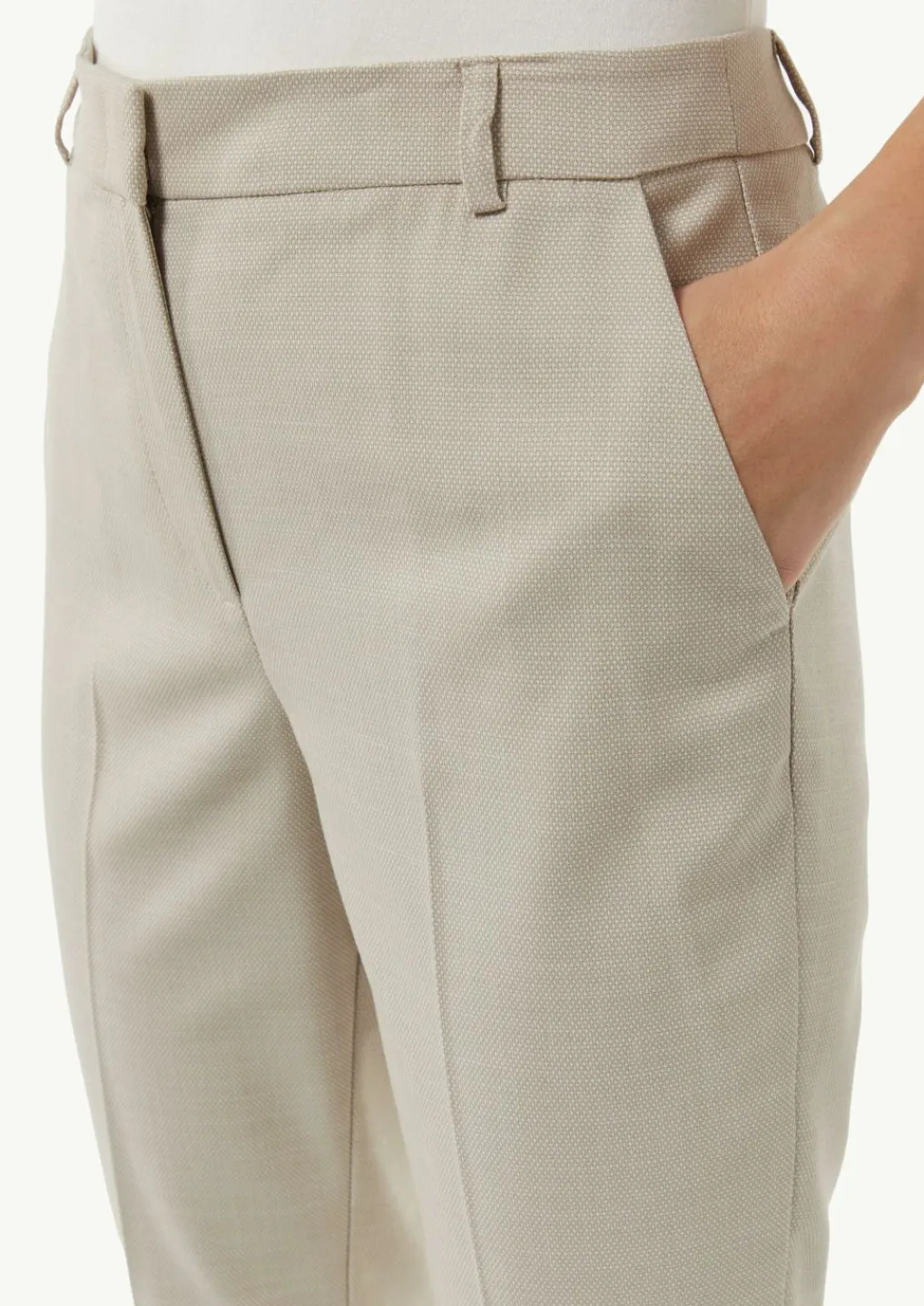 Strukturierte Cigarette-Pants mit Bügelfalten-Comma Sale