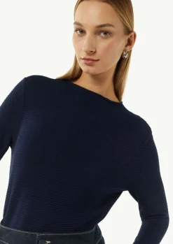 Strukturiertes Jerseyshirt mit Stehkragen-Comma Hot