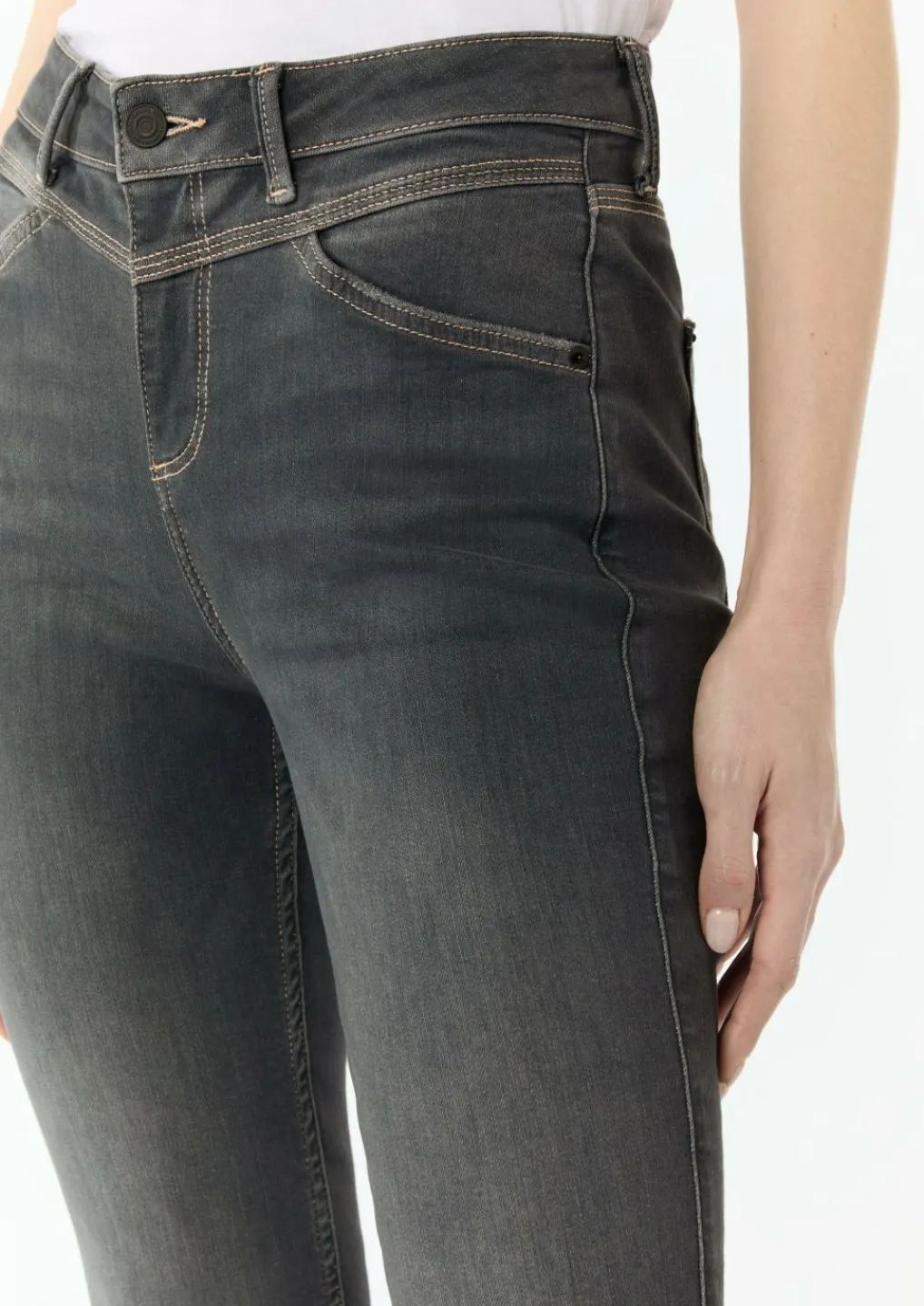 Super Skinny: elastische Jeans-Comma Online