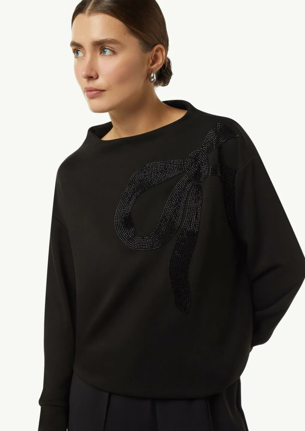 Sweatshirt mit Stehkragen und Schmuckperlen-Comma Sale