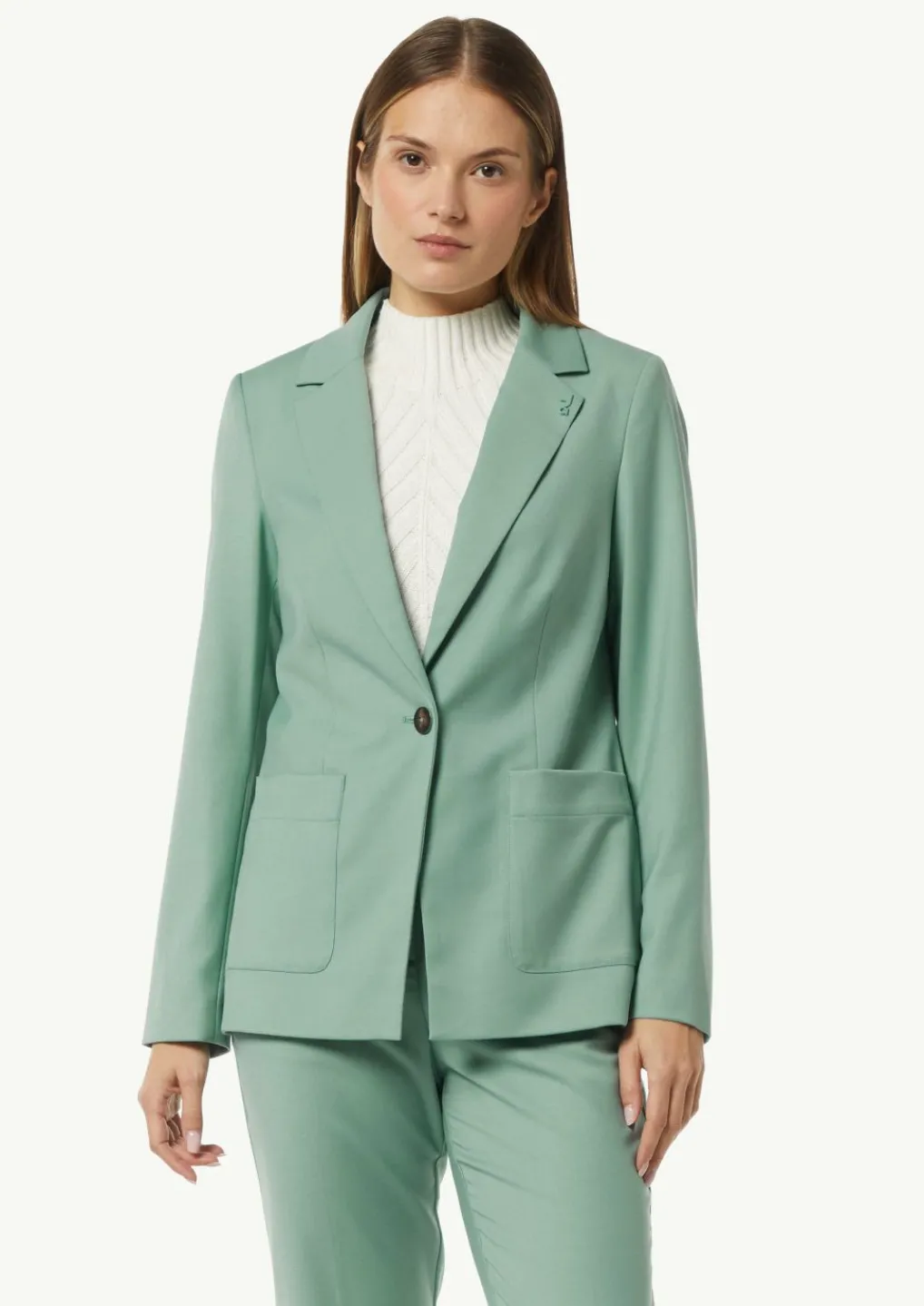 Taillierter Blazer mit abnehmbarem Logo-Pin-Comma Discount